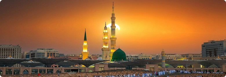 Al-Masjid an-Nabawi at sunset